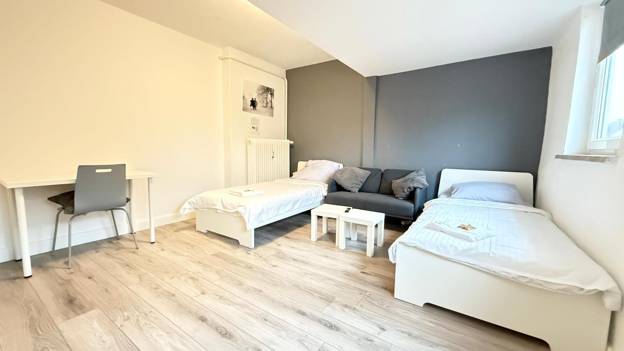 Apartments Im Herzen Von Neumuenster Innenstadt & Hbf Fusslaeufig, Mit Privatparkplatz Neumünster Exterior foto