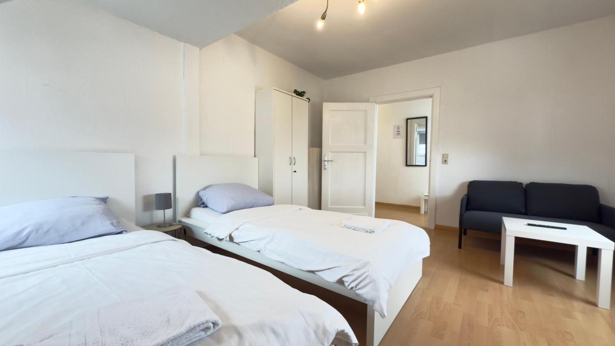 Apartments Im Herzen Von Neumuenster Innenstadt & Hbf Fusslaeufig, Mit Privatparkplatz Neumünster Exterior foto